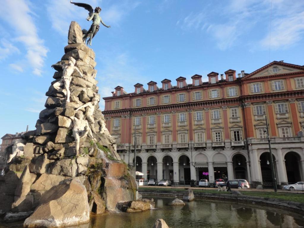 Sweet Apt Piazza Statuto 9 Deluxe Nel Pieno Centro Di Torino Exterior foto